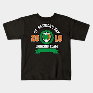 Funny St. Patrick's Day Drinking Team 2018 Vintage T-Shirt Kids T-Shirt